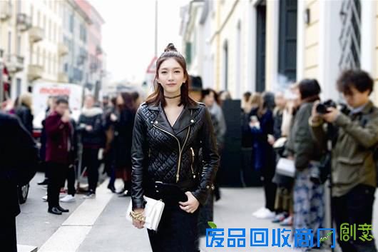 图文：时装周上女星斗艳