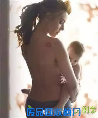 Ivette Ivens：为公众场合哺乳拍照声援