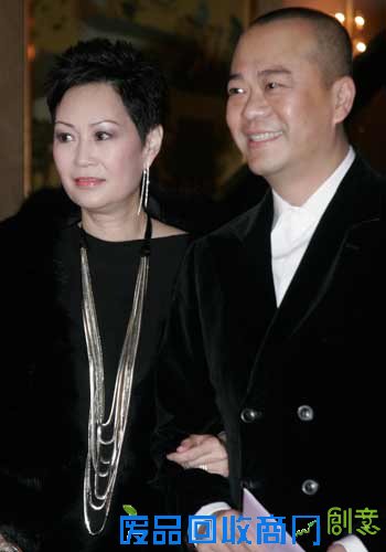 欧阳震华和太太傅洁娴