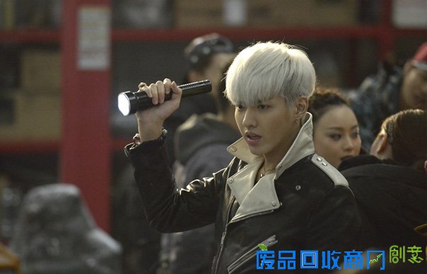 吴亦凡VS李易峰:我们对手戏真少,好遗憾啊