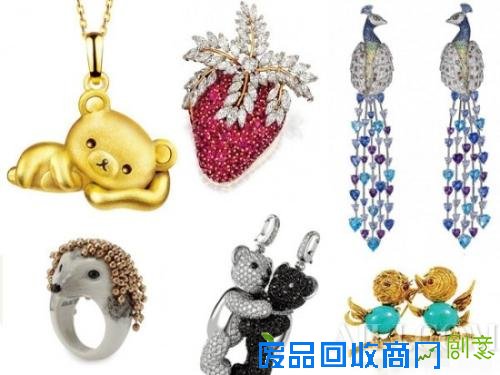 想要瞬间吸睛 戴上这些趣味珠宝就可以了