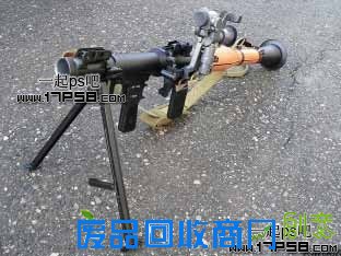 Photoshop合成可爱的武装松鼠战士图片