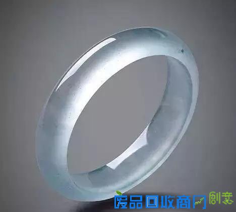 万元赌石切出千万翡翠,制作10000000手镯过程