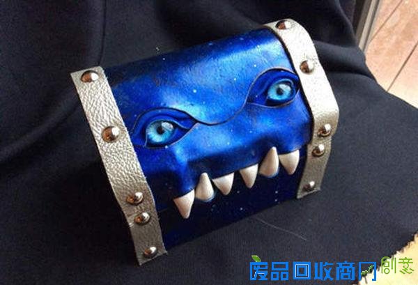 碉堡了！手工制作怪兽旅行箱