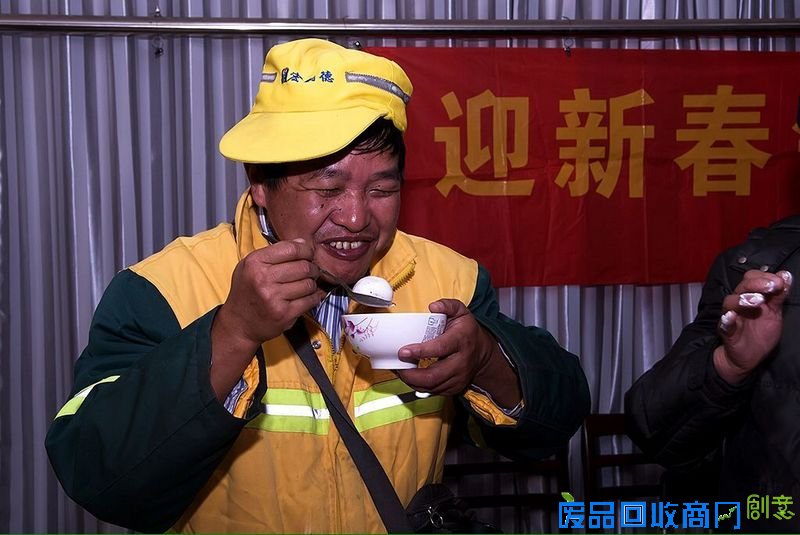 芜湖包汤圆 做花灯 看大戏 欢欢喜喜闹元宵