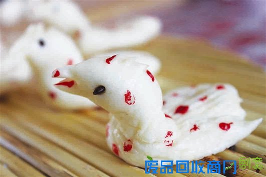 栩栩如生的面燕