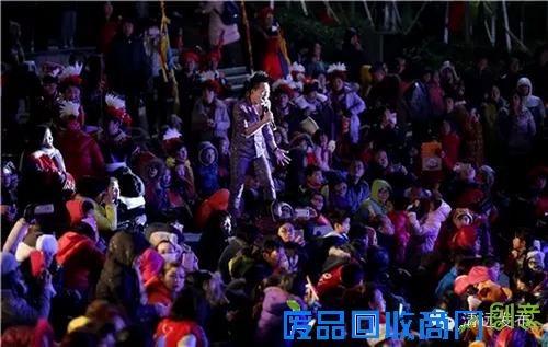 清远春晚“猴”趣味：萌童歌王同台炫技 书记市长齐来拜年