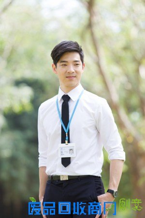 王大文首次演出音乐剧  剧本不离身就怕忘词