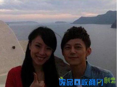 扒扒娱乐圈10位一线大牌明星的初恋情人