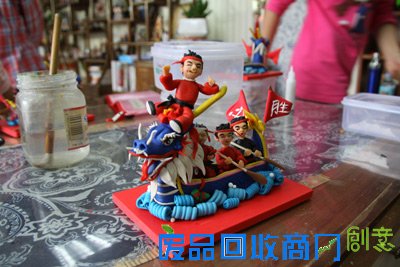 少年宫的“京工坊”感受中国传统面塑文化