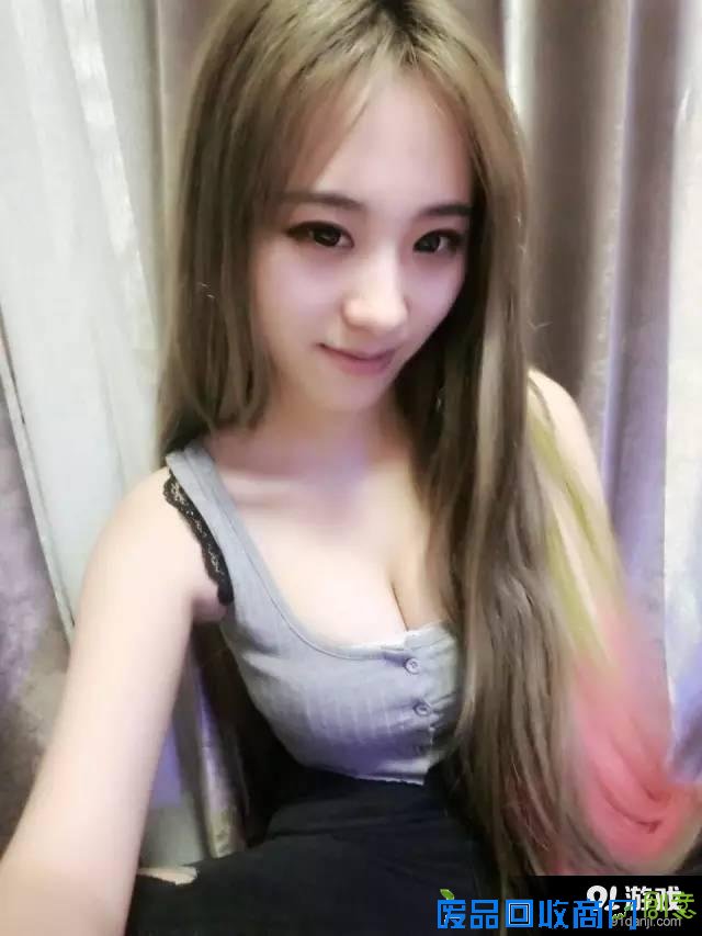 LOL 91撸八卦 姐姐奶我女主曝私照 称平时很矜持