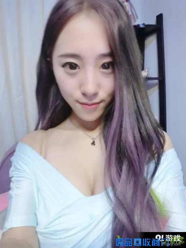 LOL 91撸八卦 姐姐奶我女主曝私照 称平时很矜持