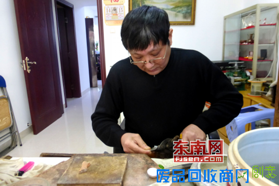漳州老行当:金银饰品打制艺人陈庆年 传统手艺渐渐式微