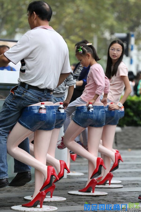 城市性感美腿创意凳子