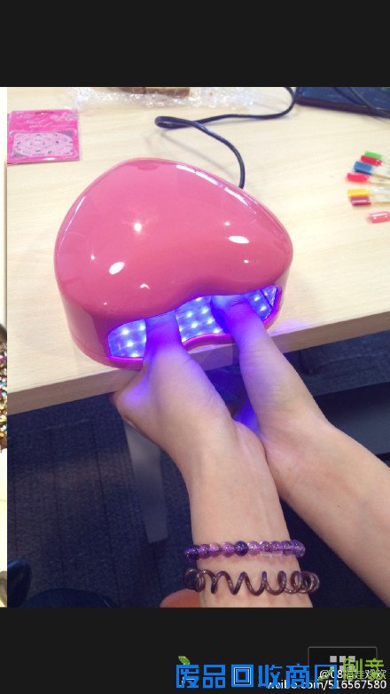 跟娃娃一起DIY时尚美甲！