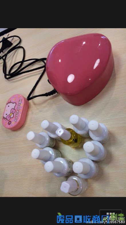 跟娃娃一起DIY时尚美甲！