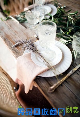 餐桌创意婚礼装饰 让你的婚礼美得羞花闭月