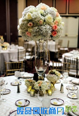 餐桌创意婚礼装饰 让你的婚礼美得羞花闭月