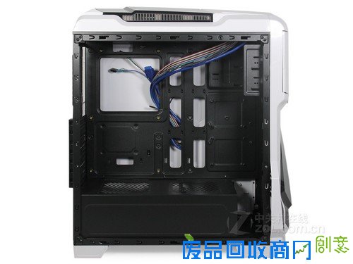 鑫谷GANK奇袭/先马坦克 “新架构”打破了行业常规