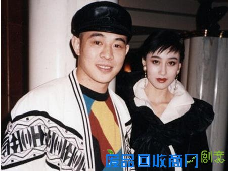 她遭周润发当众羞辱，因貌美曾传潜规则，落泪隐退嫁穷小子成赢家