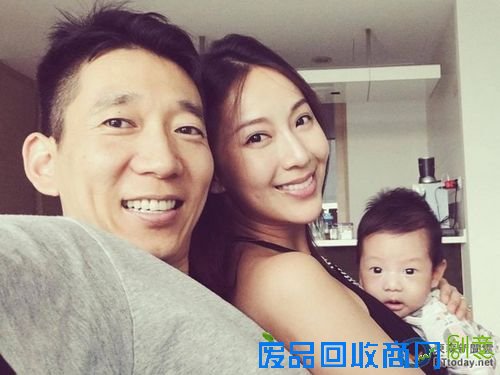 隋棠曝老公儿子合唱视频 爱子呆萌可爱(图)