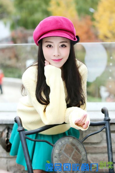 贾媛媛早春写真曝光 灵动粉嫩甜美可人(图)