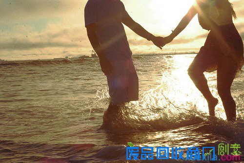 遗忘时光，记住爱_时光励志语录