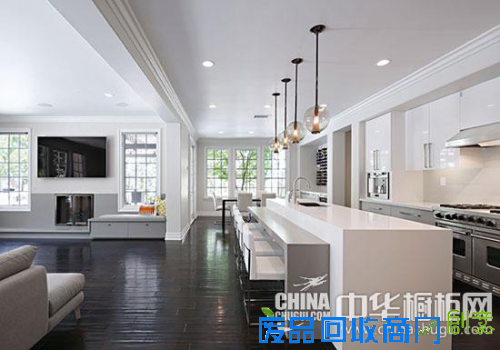 创意整体橱柜 让厨房也疯狂