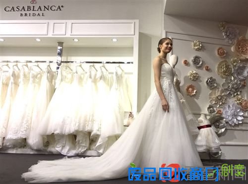 5a790d4f0e517c1bc5cf523ca386f637.jpg 二胎新政助推儿童摄影产业 全球最大规模婚纱摄影展上海开幕