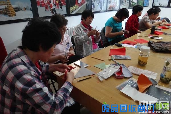 传承非遗：剪纸培训班在北京小汤山举办