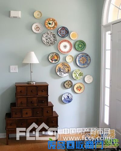 盘子总动员，收藏盘变身家装魅力饰物，diy开辟自家挂墙