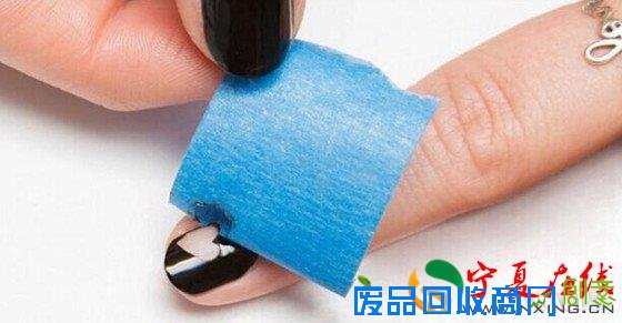 简单个性黑色美甲图片大胆尝试一下吧！【多图】