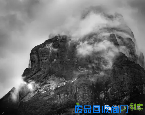 《风云滚滚》吴荣华摄