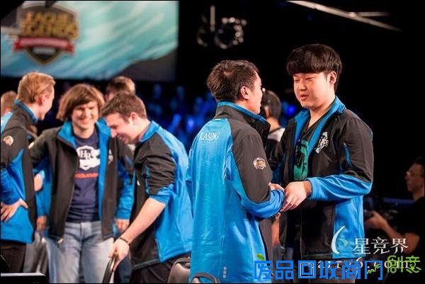 全明星赛趣味表情图 Huni变身江南鸟叔