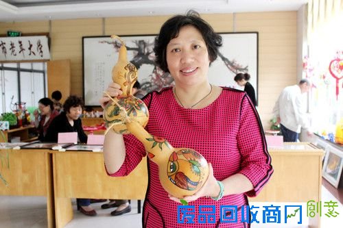 淮安市老年大学举办民间工艺精品展