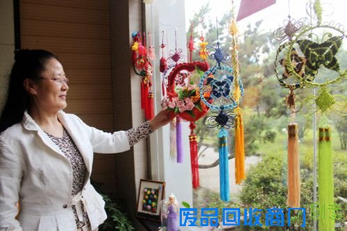 淮安市老年大学举办民间工艺精品展