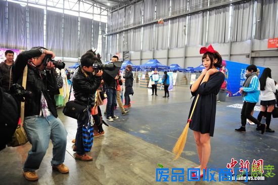 2月20日，云南动漫游戏嘉年华在昆明会展中心举行，现场举办Cosplay比赛、电子竞技等诸多精彩活动,吸引了众多动漫爱好者前来参加。