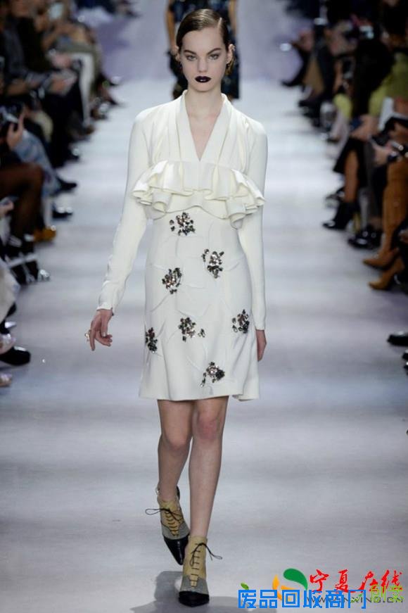 【巴黎时装周】没有创意总监的日子里Dior做出了这55套衣服