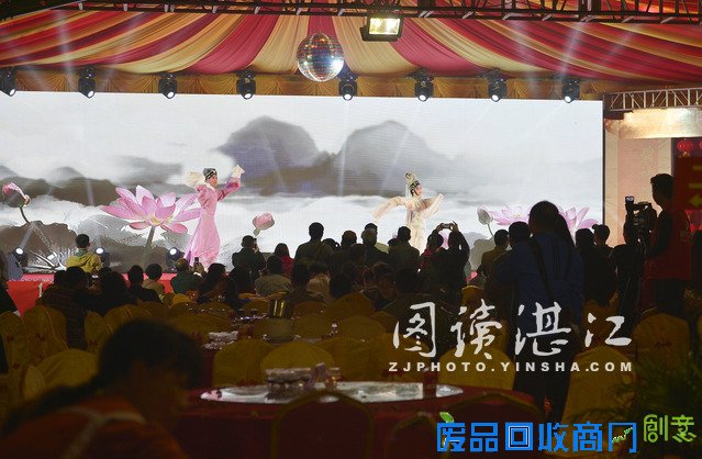 吴川举办粤西首届（年例）文化节 十万民众闹元宵