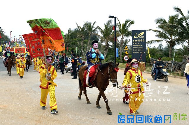 吴川举办粤西首届（年例）文化节 十万民众闹元宵