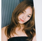韩国中长卷发发型图片 飘逸卷发大展韩式魅力