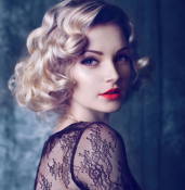 美白精华液的正确使用方法  不同情况美白精华液的不同使用方式