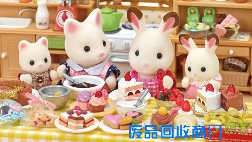 网友秀奇葩巧克力 既有超萌小动物也有日本经典动漫人物(图)－娱乐频道