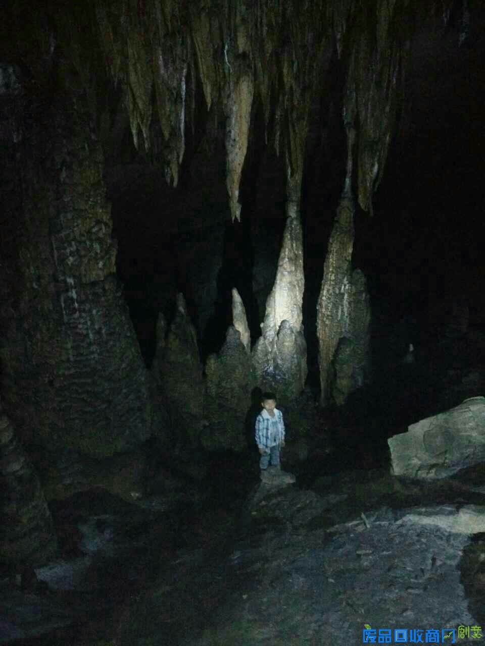 麻阳洞景观2 (1)