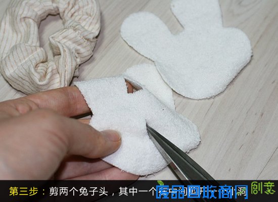 六步DIY可爱橡皮筋 六步DIY可爱橡皮筋