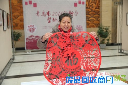 “百猴”闹春 青岛剪纸大师6岁学艺练就顶级作品