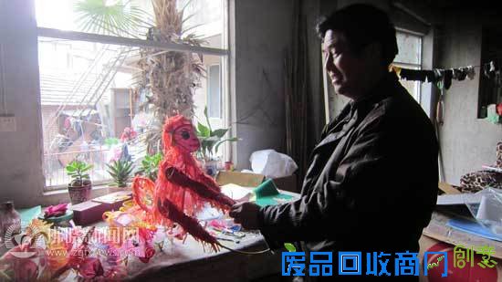 迎花灯、蒸面灯、猜灯谜 有“灯”的元宵节最有味