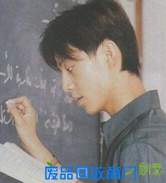 何炅妈妈催儿子结婚 揭秘何炅隐藏很深的大秘密