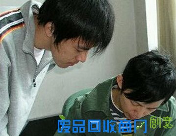 何炅妈妈催儿子结婚 揭秘何炅隐藏很深的大秘密