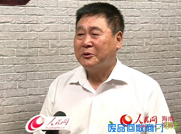 张发接受人民网记者采访